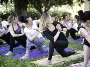 Yoga, Cosa Indossare per una Pratica Comoda