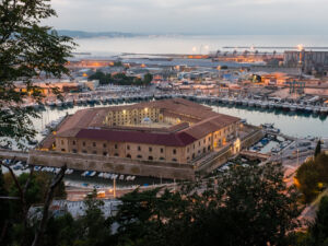 Corso Insegnanti Yoga Ancona