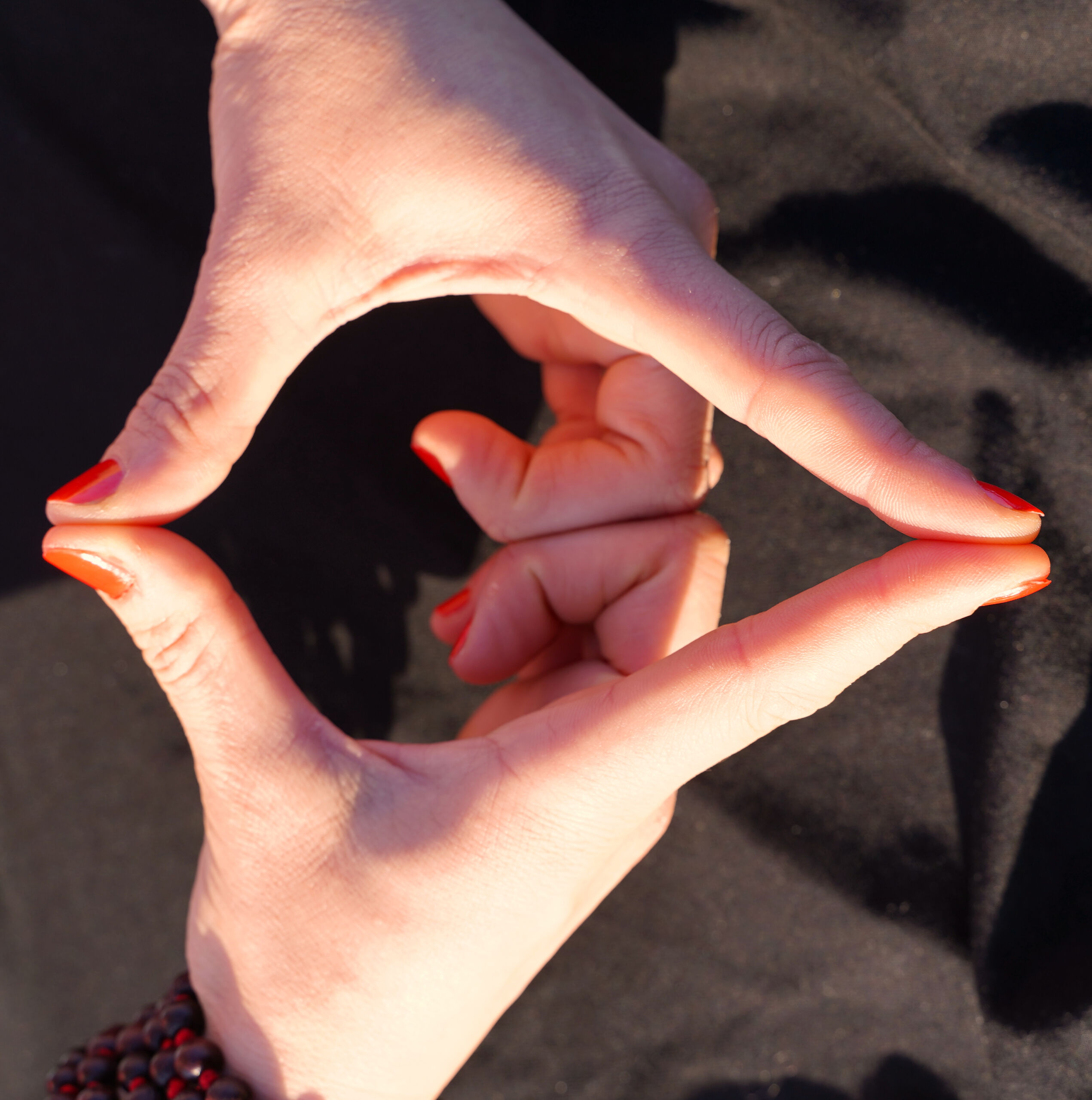 SVADHISTHANA CHAKRA YONI MUDRA