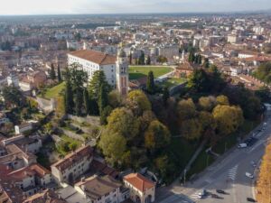 Corso Insegnanti Yoga Udine