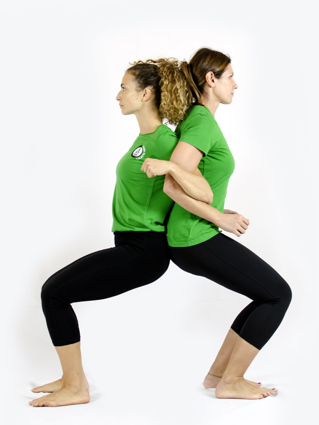 Yoga in coppia, UTKATASANA