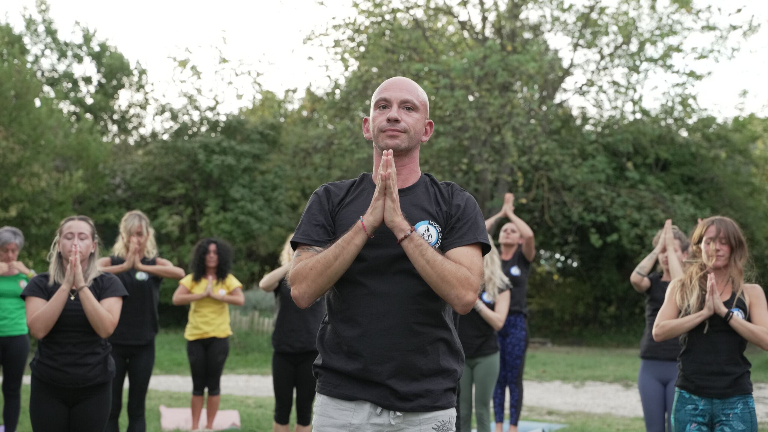 Laicita Yoga scaled 1