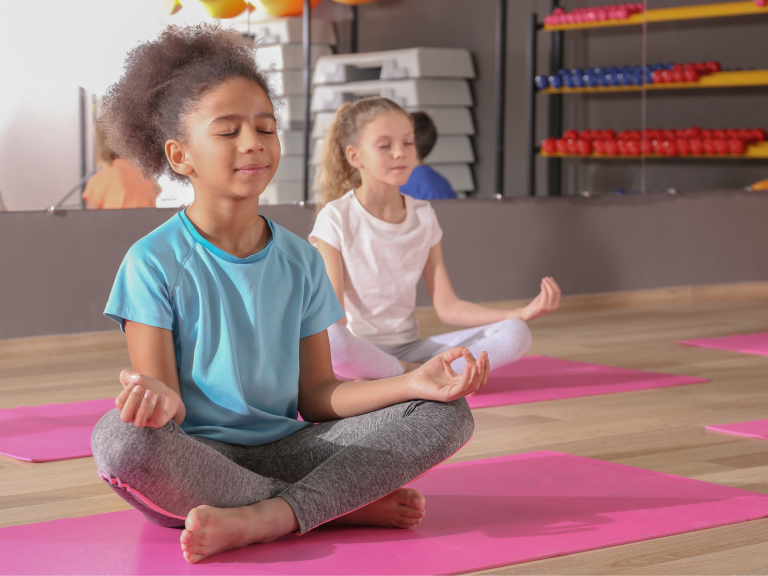 Come Diventare Insegnante Di Yoga Per Bambini: Requisiti, Corsi E Lavoro 1 Yoga E Bambini